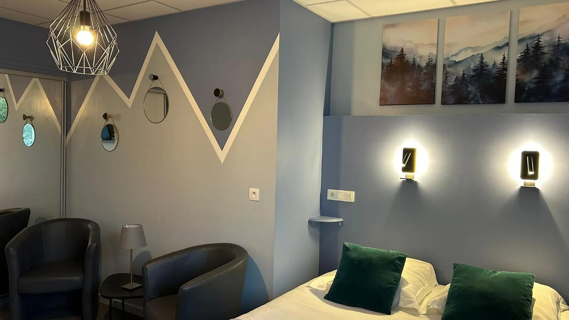 Logis Hotel De Paris Murol Frankreich